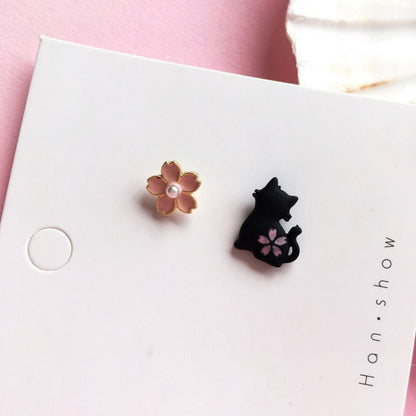 Kawaii Pearl Flower Cat Stud Earrings