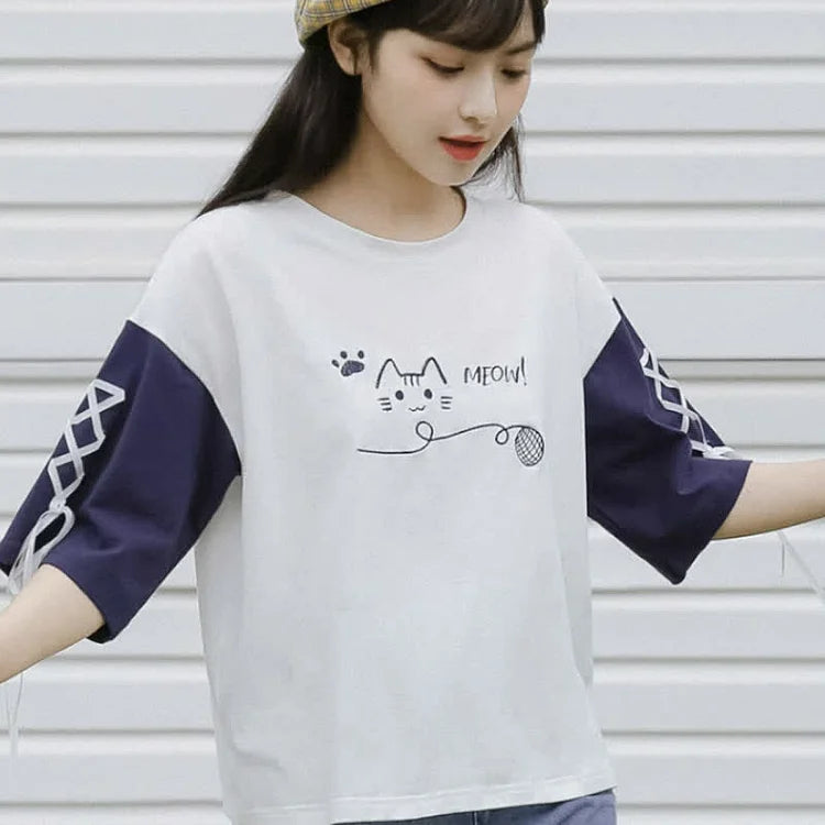 Cartoon Kitty Letter Print Lace Up Colorblock T-Shirt