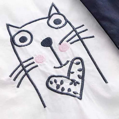 Cartoon Kitty Hideout Embroidery Zipper Hooded Cloak Coat