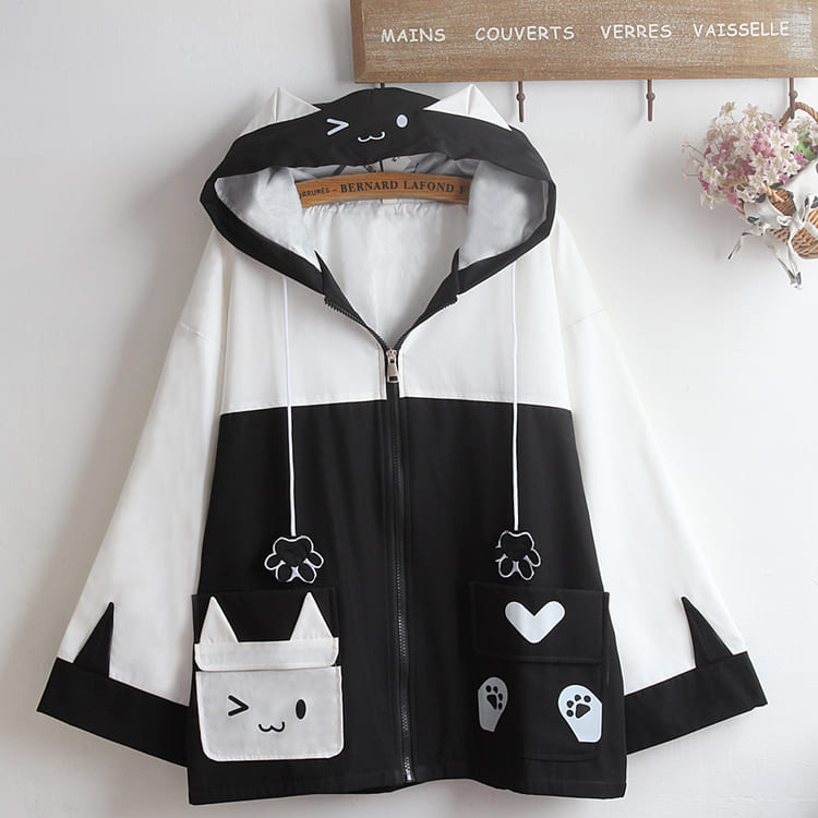 Japanese Cartoon Kitty Paws Letter Print Hooded Jacket Outerwear