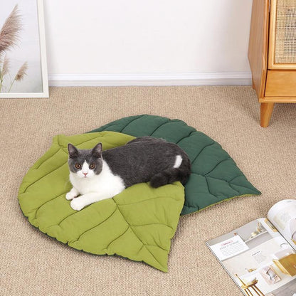 Leaf Cat Bed - Meowhiskers