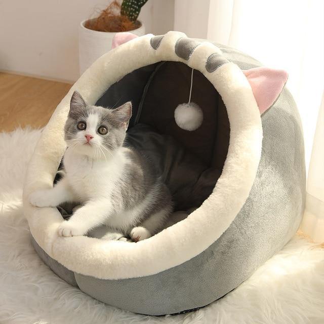 Lovely Cat House - Meowhiskers