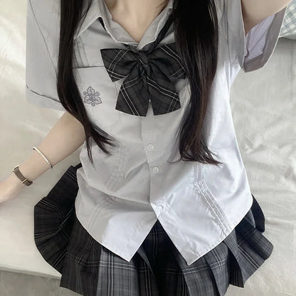 Embroidery Pocket Bow Tie Polo T-Shirt Plaid Pleated Skirt JK Uniform
